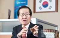 홍준표, "개헌? 당대표와 대통령 마음 안 맞는데 어찌하나"