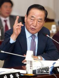 사조직 청산회 키우기 서청원 ‘정중동’ 앞과 뒤