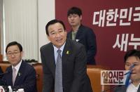 '지지율 급락' 박 대통령, 이완구 총리 카드로 승부수...등 돌린 민심 돌릴수 있을까?