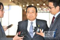 조국 교수, 이완구 총리에 돌직구 "피의자가 포괄적 수사 지휘? 코미디" 