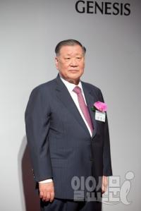 현대차그룹, 내년부터 전 계열사 ‘임금피크제’ 도입…산업계 전반으로 퍼질까