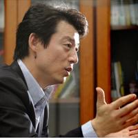 송호창, '고영주법' 발의.."자질 부족 임원 해임시켜야"