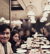 이병헌 이민정 부부 "봤지?"...여전히 달달해
