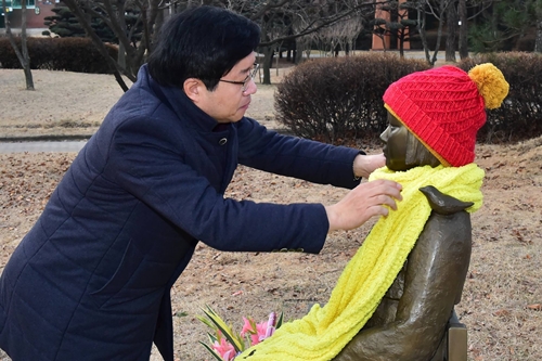 염태영 수원시장 "정말 이건 아냐" 위안부 한일 합의 비난
