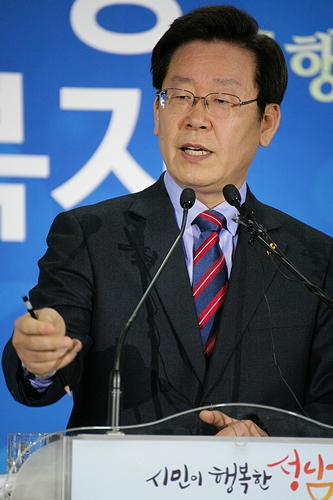 이재명의 묘수? 정부와 맞짱 나선 이재명 성남시장