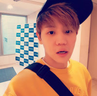 양요섭 '생일 운동' 인증샷 공개, 팬들은 기부 선물 '훈훈'