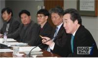 [현장스케치] 이낙연 지사, 관광문화체육국·F1대회지원담당관실 업무보고 주재