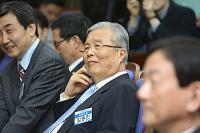 차르, 우릴 '졸'로 보지 마…셀프대표 논란 김종인 '팽' 시나리오