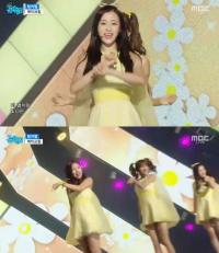 에이프릴, 현주 없이 4인조로 봄의 요정 변신 '상큼발랄깜찍'