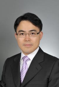 태양전지에 빛 더 끌어모으는 복합 나노패턴 개발