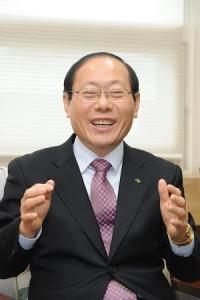 [만나봅시다] 임병헌 대구 남구청장 "쇄소응대(灑掃應對), 주민과 함께"