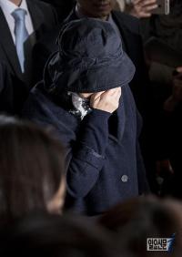 최순실 검찰소환 전 호텔 머물러 … 네티즌 “작전회의 했다” “곰탕 시나리오 있을 것”