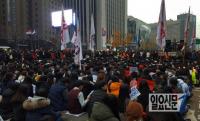 "내가 이러려고 10년 공부했나" 분노한 수험생, 광화문 광장으로