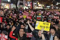 대구서도 하야 촛불 1만5000개 타올라