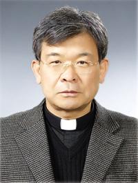 대구가톨릭대 신임 총장에 김정우 신부 선임