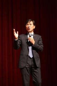 안희정 “새로운 보수, 진정한 보수의 출발점 만들어 달라”