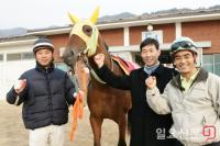렛츠런파크 부산경남 이상영 조교사, 개인 통산 200승 달성