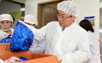 김석준 부산시교육감, 동래중학교 방문해 급식 점검
