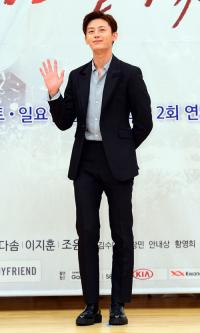'언니는 살아있다' 이지훈 "SBS 아들 되고 싶어요"