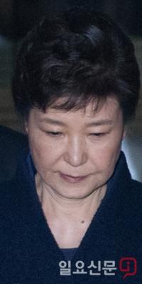 '박근혜 건강 이상설'에 법무부 "식사·취침 규칙적…체중 큰 변화 없어"