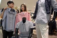 [포토] “달달한 커플룩으로 나들이 패션 완성하세요”