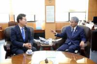 김성훈 경남도의원, 박종훈 경남도교육감 만나 양산신도시 학교 신설 촉구