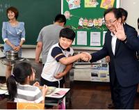 김석준 교육, 해원초와 민락초 방문해 현안사항 점검