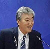 정기룡 전 부산시장 경제특보 실형 선고...서병수 “나 떨고 있니”