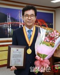 사천시장 송도근, ‘대한민국을 빛낸 한국인물대상’수상