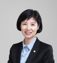 [이슈 칼럼] 합의 무효화 또는 재협상 통해 일본군 위안부 문제 해결돼야
