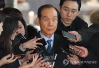삼성 이학수 검찰 출석…다스 소송비 대납 혐의
