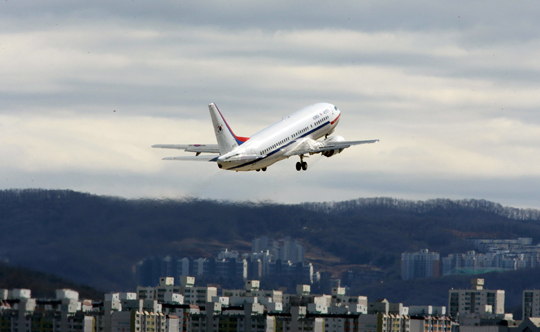 대북특별사절 대표단 출국