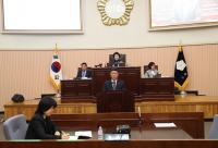 구리시의회, '국가보훈대상자 등 예우 및 지원에 관한 조례안' 가결...박석윤 운영위원장 "국가보훈대상자 복지향상되길"