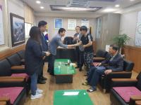 영덕군 축산면사무소 직원들, 주민 출산의 기쁨 함께 나눠