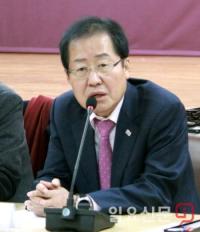 홍준표, 대구 동·북구 전통시장서 표심 공략