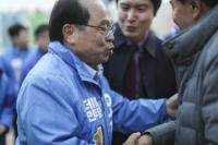 오거돈 “부산 시민의 염원이 담긴 결과”...출구조사 1위 소감 밝혀