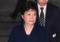 박근혜 ‘국정농단’ 항소심, 징역 30년 벌금 1185억 원 구형…다음달 선고