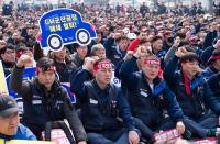 한국지엠 대리점주 “철수설로 생존 위기, 해결책 마련하라” 성명서 발표