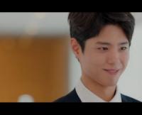'남자친구' 송혜교, 직접 박보검 넥타이 만져줘 "그만 좀 웃죠"