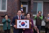 [영천시정] 영천시, 독립유공자의 집 명패 달아드리기 행사 개최  外