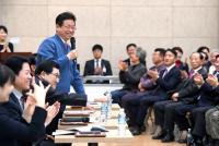 이철우 지사, 경주서 '현장 소통 간담회'…지역현안 해결 방안 논의