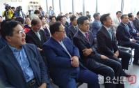 바른미래 충북도당 이전 개소식 - 손·오 어색한 만남
