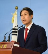 이진훈 전 수성구청장 "TK發  '빅딜' 발언이 도화선···신공항 논란에 '포문'"