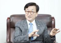 일본차 판 윤일규 민주당 의원 "한일 갈등 마무리 돼가는데 정치인이 다시 불을 붙였다"