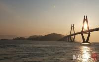 [거제시] 황금알 낳는 ‘청해대’ 입도 유람선사업 선정에 총성없는 전쟁