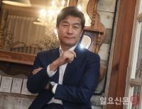 [인터뷰] 김상중 "그알로 못 다 했던 '시원한 한 방', 오구탁으로 터뜨려야죠"  