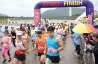 금메달리스트 황영조와 함께한 '육우로 한마음 마라톤 대회' 성료