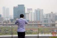 김진표 “5층 이상 건물 옥상 반드시 개방”…‘엑시트법’ 발의