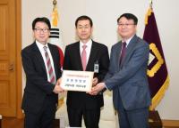 최종환 파주시장, 지방법원 승격 고양시와 공동청원