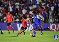 U-17 축구 대표팀, 수적 열세에도 아이티 상대로 월드컵 첫 승